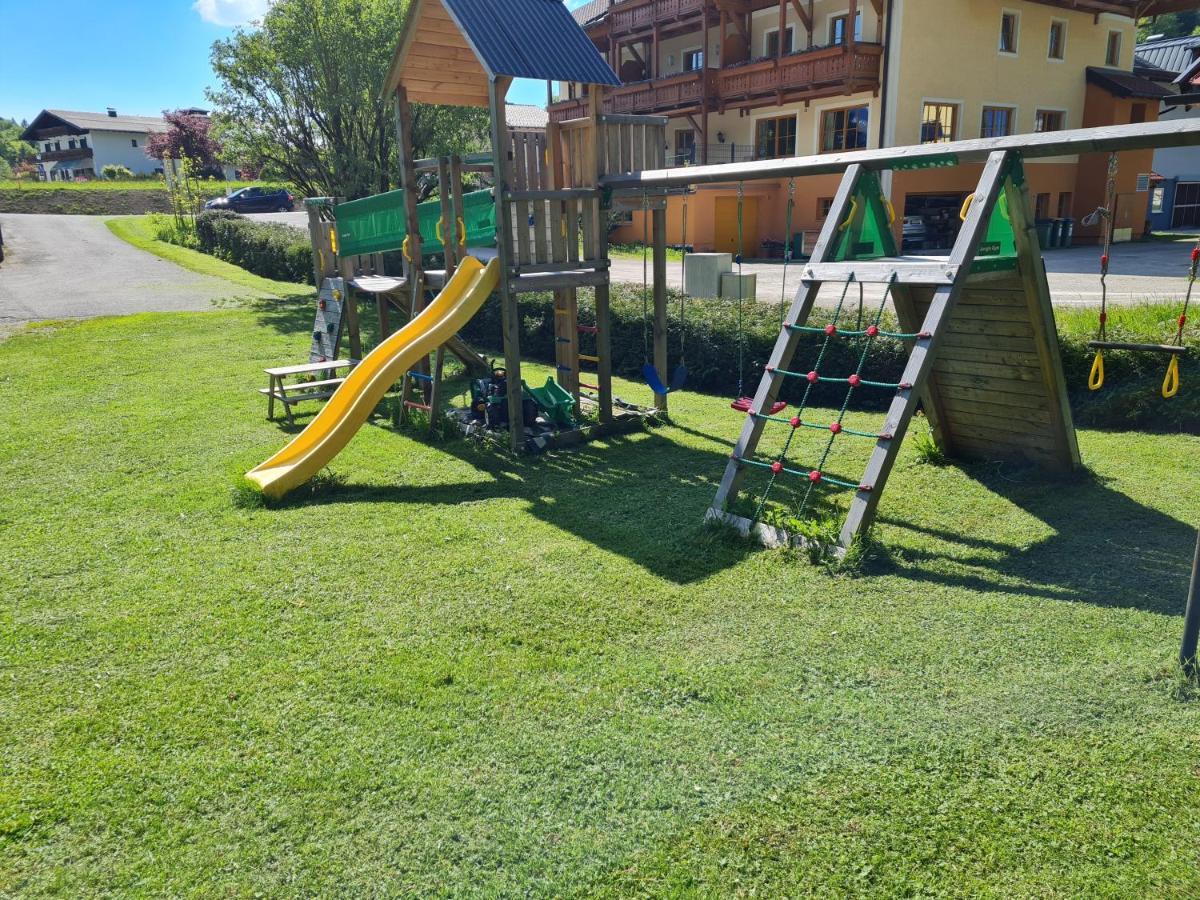 Pension Bayrhammer Faistenau Buitenkant foto