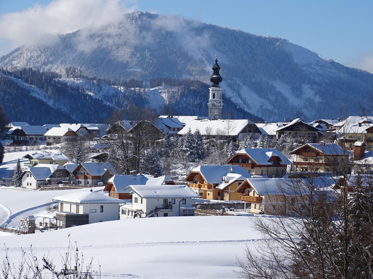 Pension Bayrhammer Faistenau Buitenkant foto